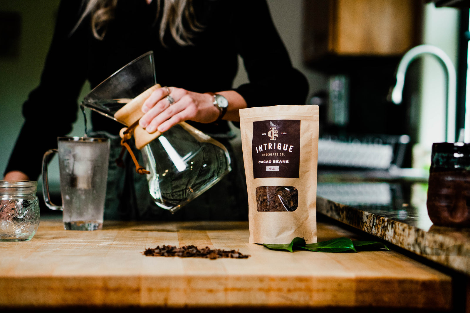 Enjoying Chocolate Pro Tip #1: Pair with Hot Tea